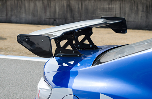 あなたのクルマを進化させるカスタムメニュー